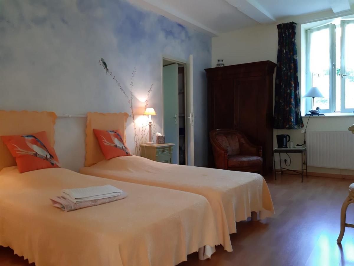 Au Fil De Lods Bed and Breakfast Exteriör bild