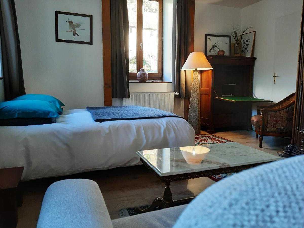 Au Fil De Lods Bed and Breakfast Exteriör bild